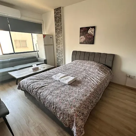 Modern Beachside Gem * Larnaka
